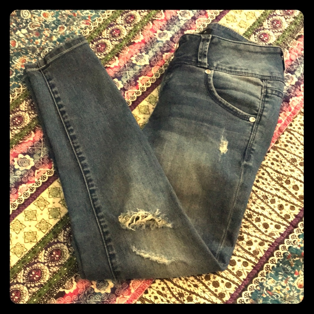 Distressed Bebe skinny jeans